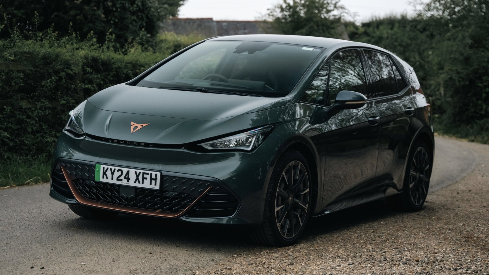 Cupra Born VZ - front